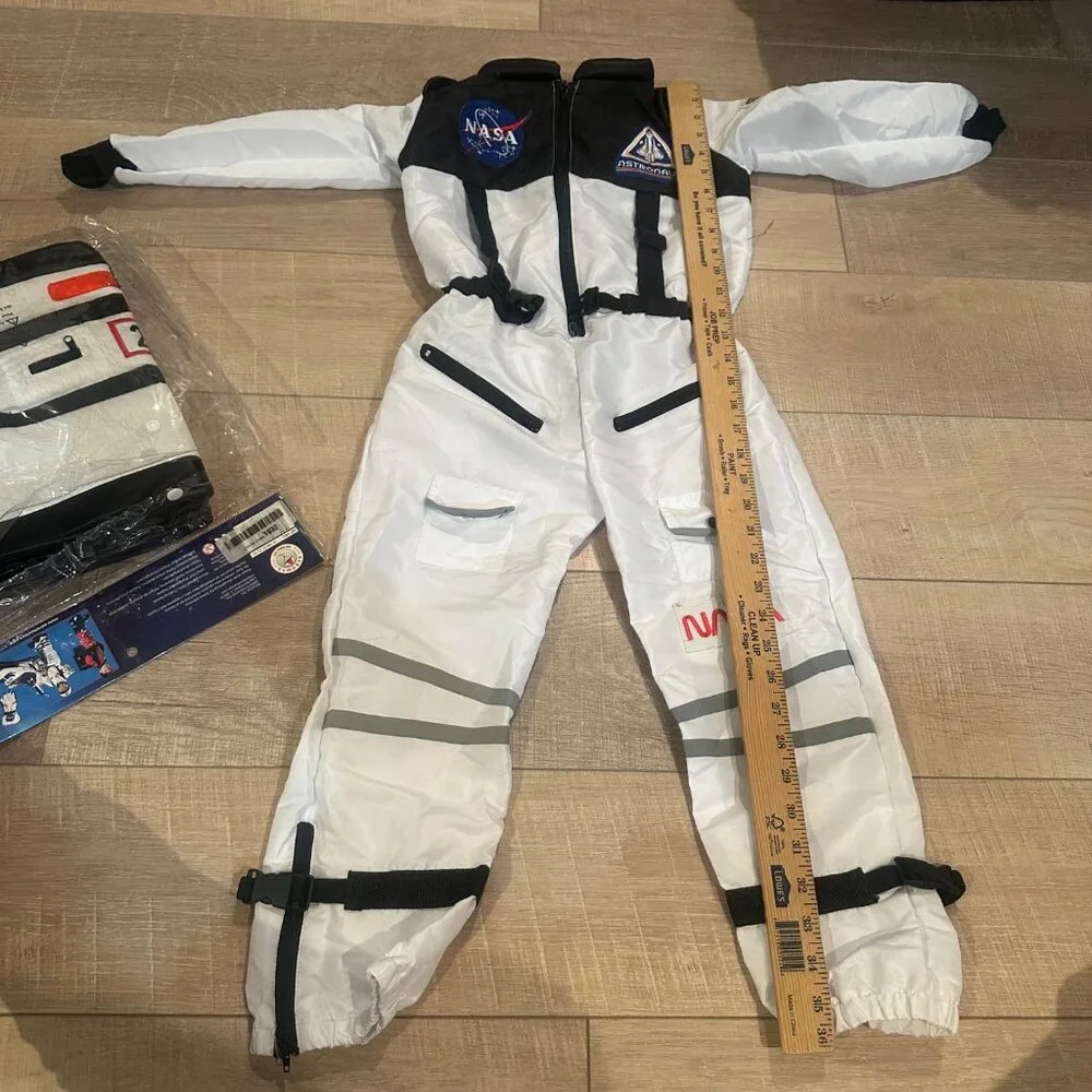 NASA ASTRONAUT KIDS HALLOWEEN COSTUME AND BOOTS SMALL 4-6 YEARS